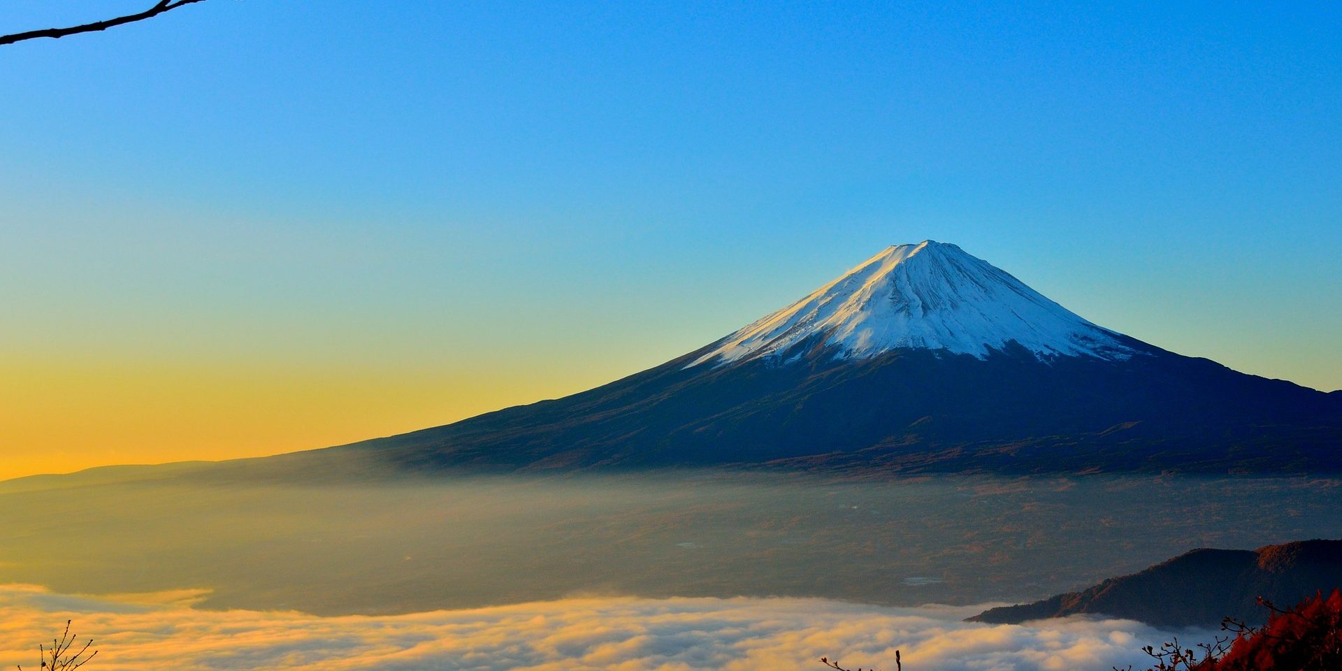 https://www.orientbeach.com/en/wp-content/uploads/bb-plugin/cache/mt-fuji-477832_1920-panorama-046930930d06efc5248be80807231fae-56405e36b4e62.jpg